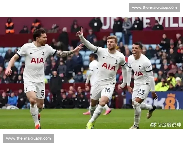 热刺纽卡首尔季前赛燃爆 2NE1 中场热舞掀怀旧风暴 热刺纽卡首尔季前赛燃爆 2NE1 中场热舞掀怀旧风暴