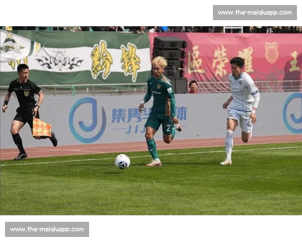 崔跃强执法中乙补赛 贵州筑城竞技 2-1 擒武汉三镇 B 队 崔跃强执法中乙补赛 贵州筑城竞技 2-1 擒武汉三镇 B 队