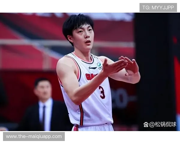 CBA历史十大巨星:传奇球员与他们的辉煌时刻_20260526125027